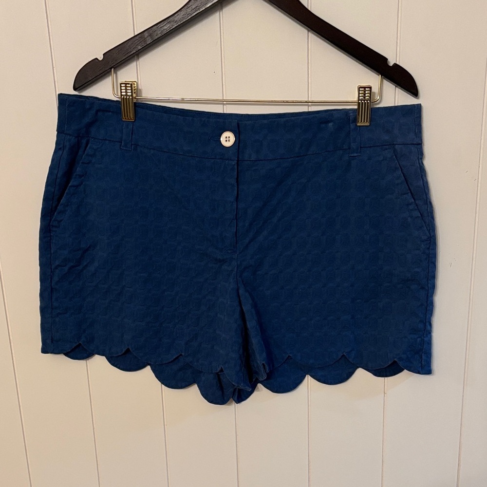 Crown & Ivy Shelby Shorts! Size 14